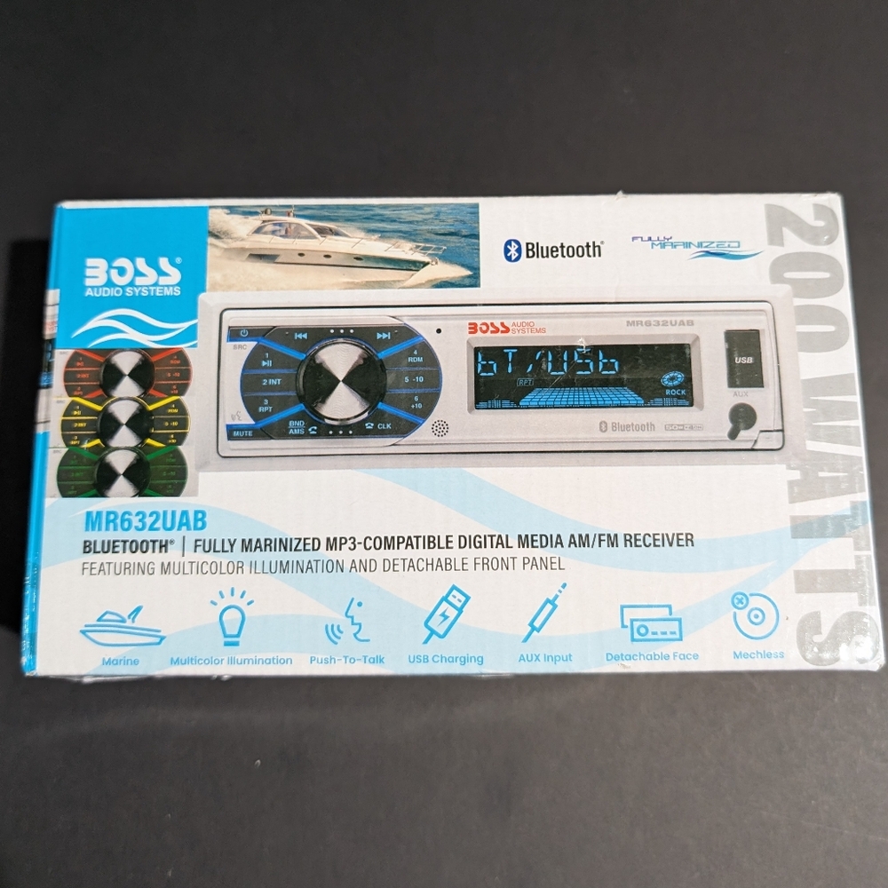 Boss Audio Systems Marine Receiver MP3  Bluetooth MR632UAB Mechless  *Read